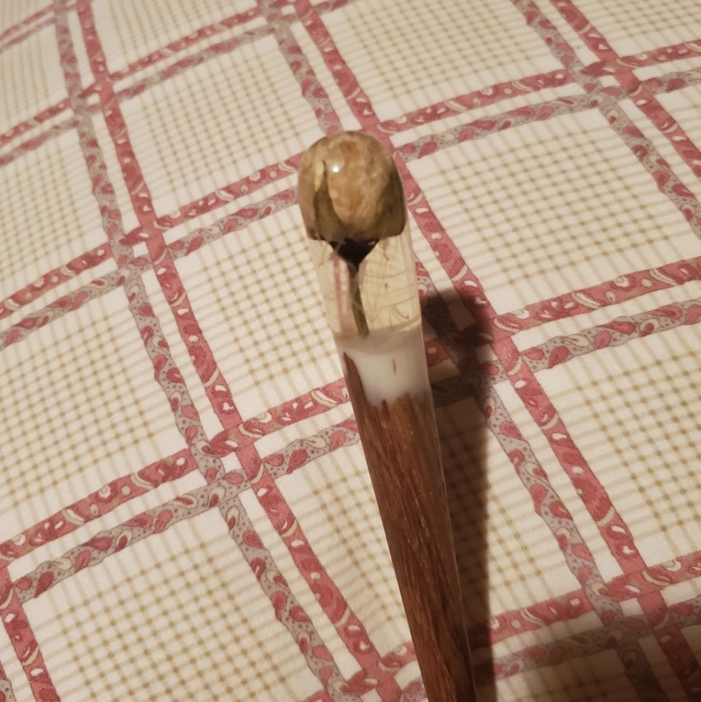 Elegant Brown Hair Stick
